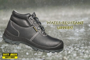 Giày bảo hộ chống nước có thực sự cần thiết với công nhân?